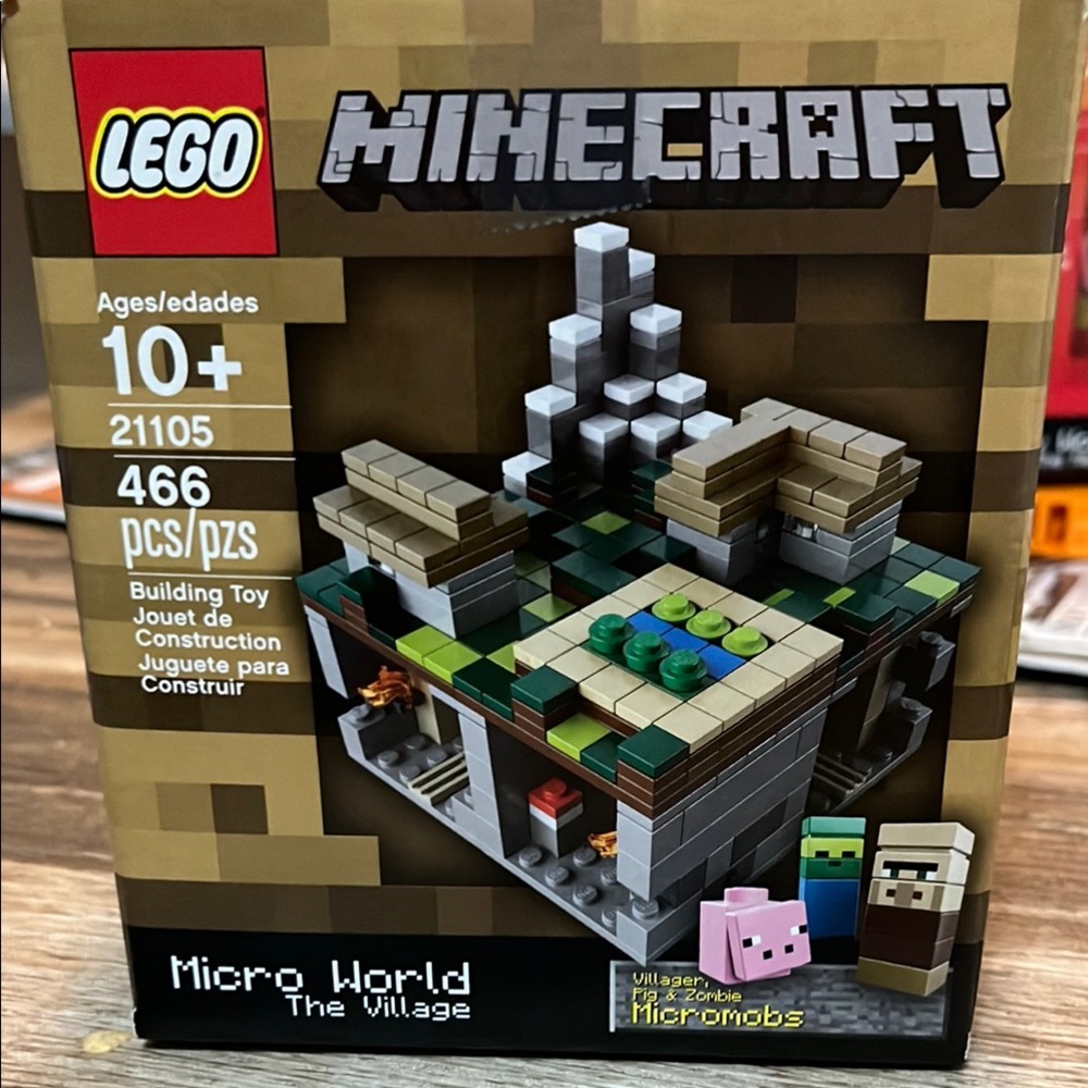 LEGO Minecraft Micro World Village Set with Green and Brown